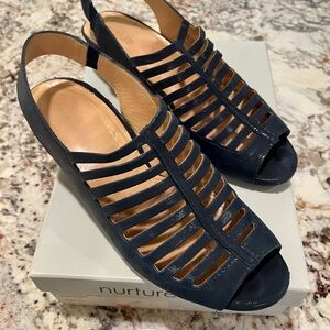 Dillards Nurture Brand in Vivicah Nubuck Navy Blue Leather Slingback Size 10.